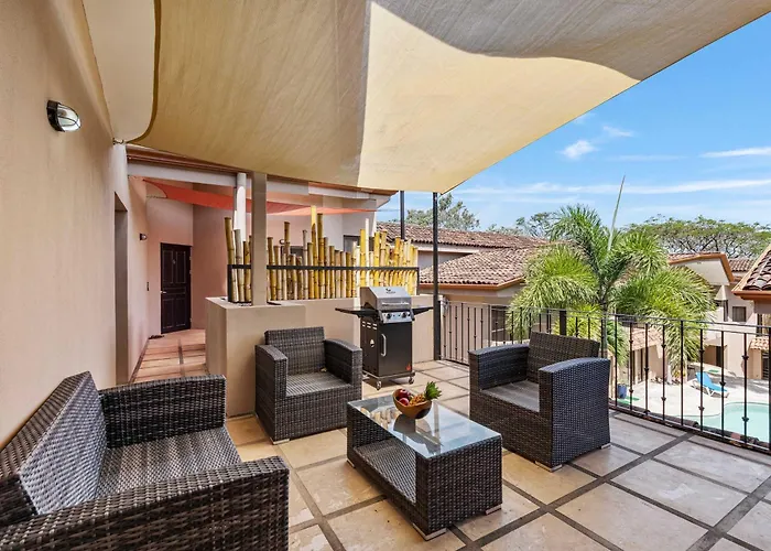 Dual Kitchens, Pool, 3-min Walk To The