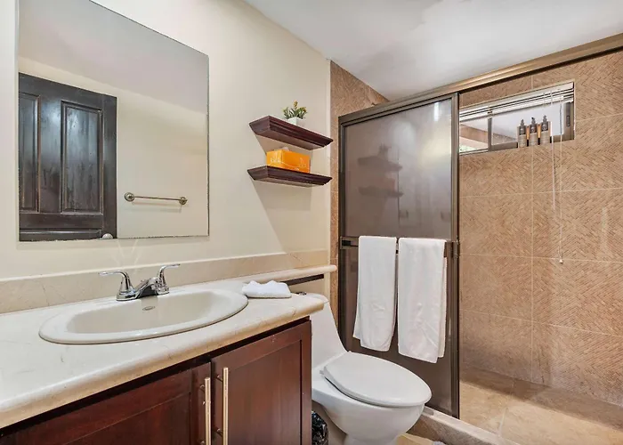 Dual Kitchens, Pool, 3-min Walk To The
